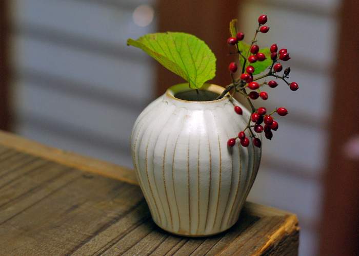 益子燒曲線花瓶 東京食器