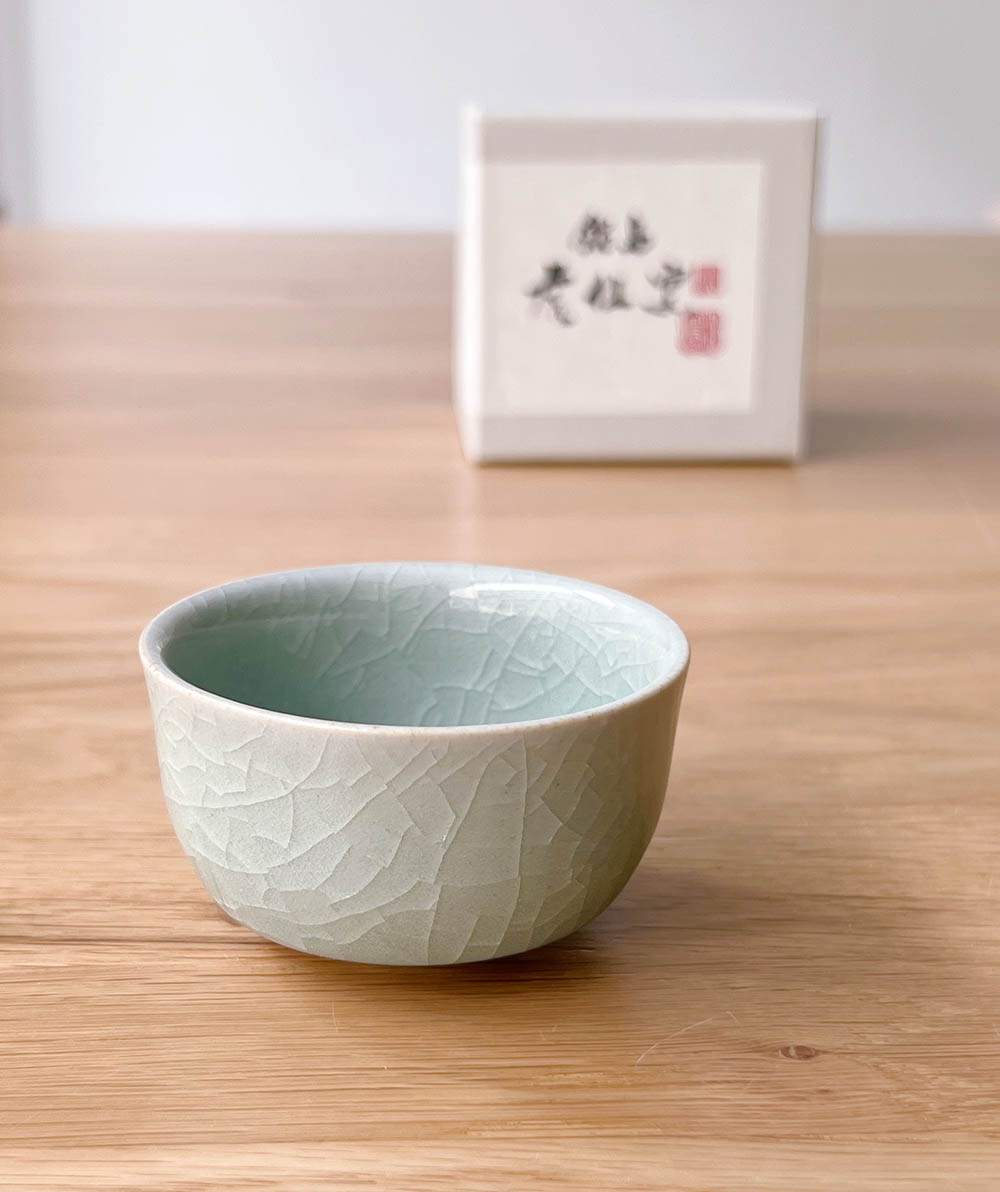裂紋釉 青磁茶碗 名高い